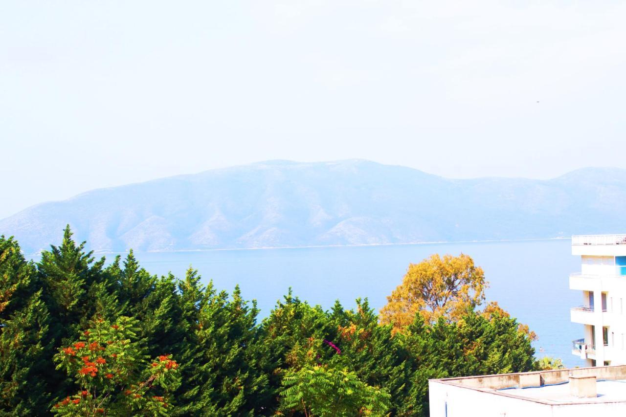 Hotel Kristal Vlorë Buitenkant foto